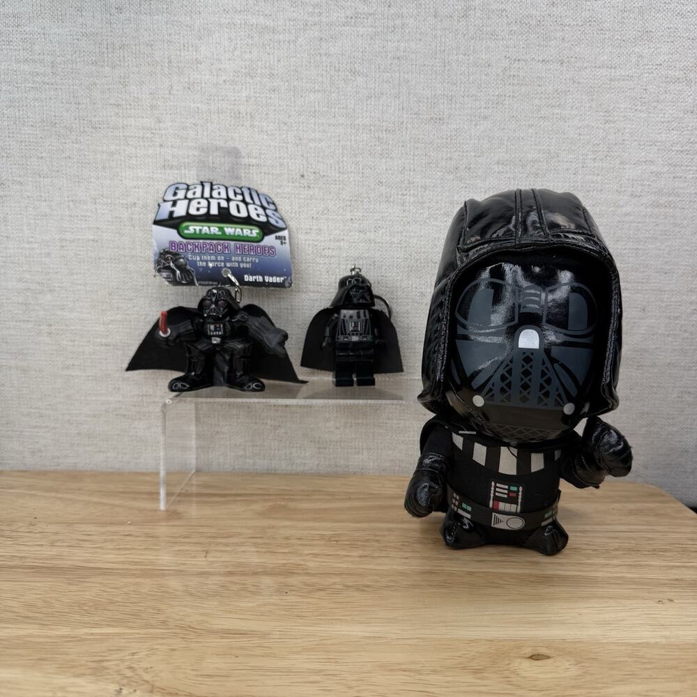 Hasbro Star Wars Darth Vader Lego Keychain Clip-On Galactic Heroes Backpack Lot